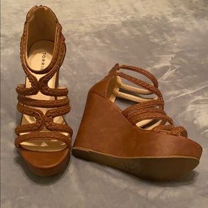 Brown Wedges